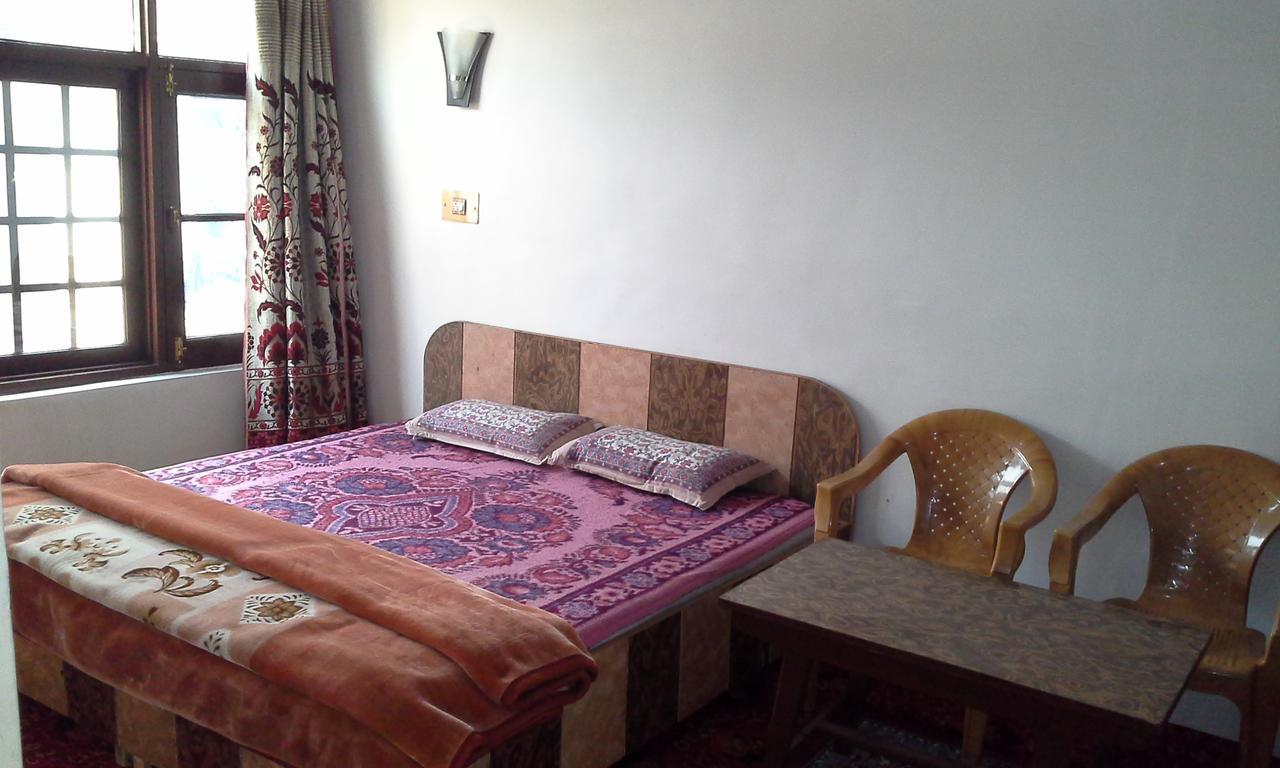 Howrah Guest House Σριναγκάρ Εξωτερικό φωτογραφία