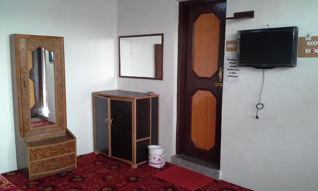 Howrah Guest House Σριναγκάρ Εξωτερικό φωτογραφία